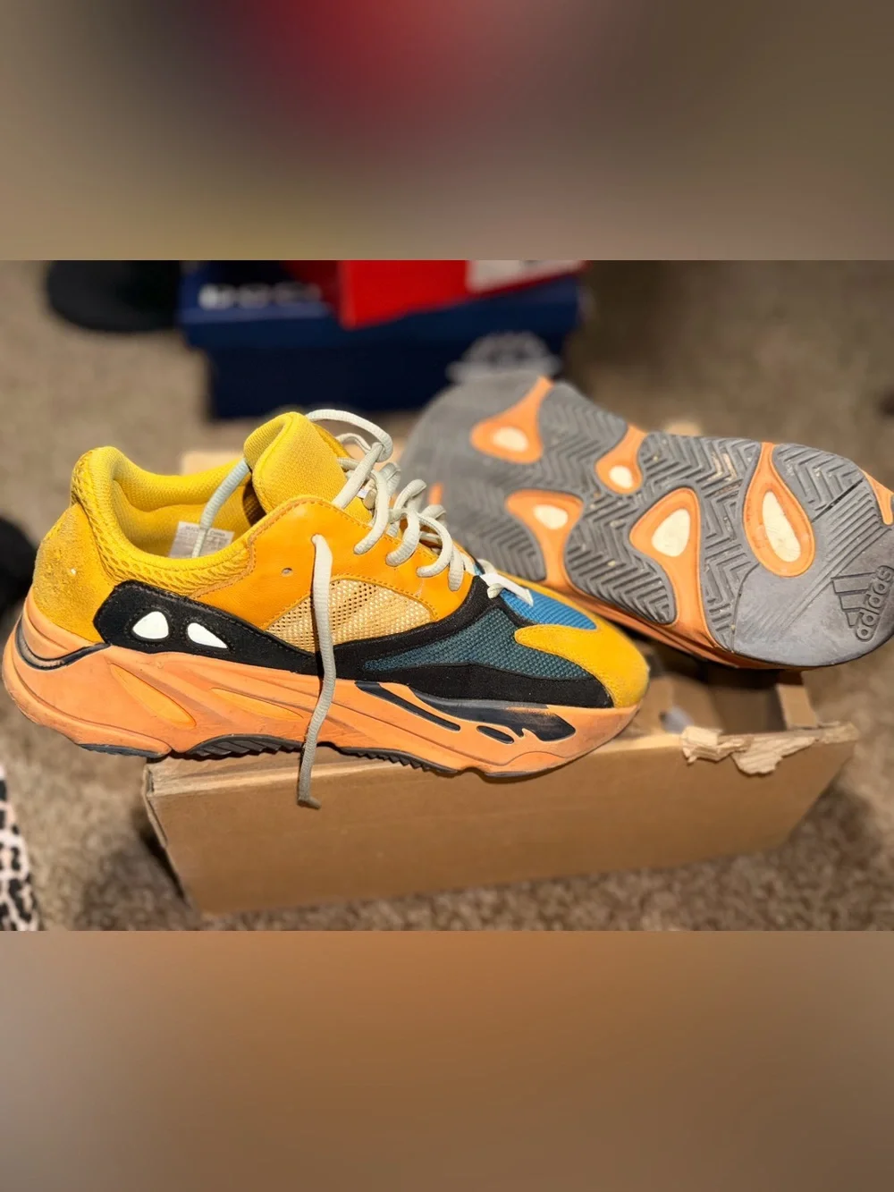 adidas Yeezy Boost 700 